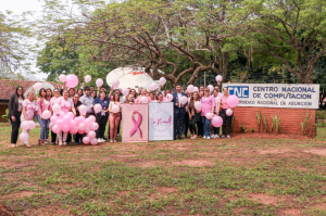 Lic. Adrián Almirón, Director General del CNC junto al equipo del CNC-UNA e integrantes del Centro de Apoyo «Tía Normi».
